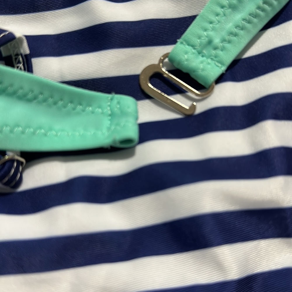 ⚓️🌊 SWIM SUIT 🌊⚓️ - Picture 3 of 7